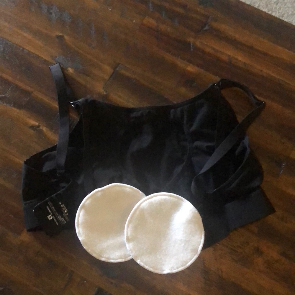 MomCozy Hands Free Nursing Bra